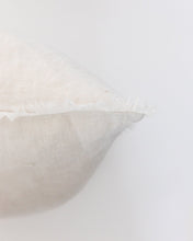 Load image into Gallery viewer, Maribel Pillow