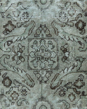 Load image into Gallery viewer, Vintage Rug No. 91