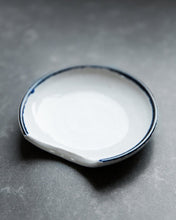 Load image into Gallery viewer, Blue Rimmed Spoon Rest