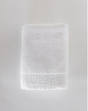 Load image into Gallery viewer, Istanbul White Bath Collection
