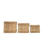 Load image into Gallery viewer, Mosi Seagrass Basket
