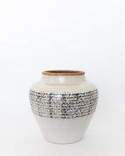 Load image into Gallery viewer, Osaka Urn
